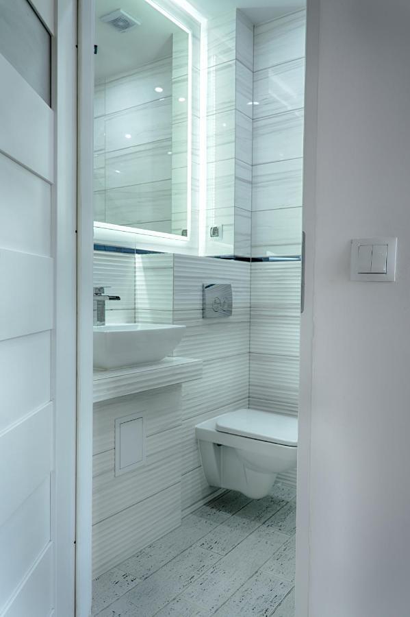 Apartament Sto Metrow Od Morza Swinoujscie Dış mekan fotoğraf